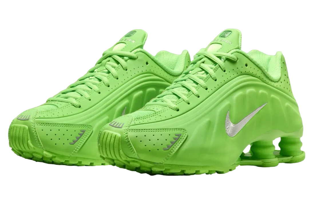 nike shox r4 green strike 0