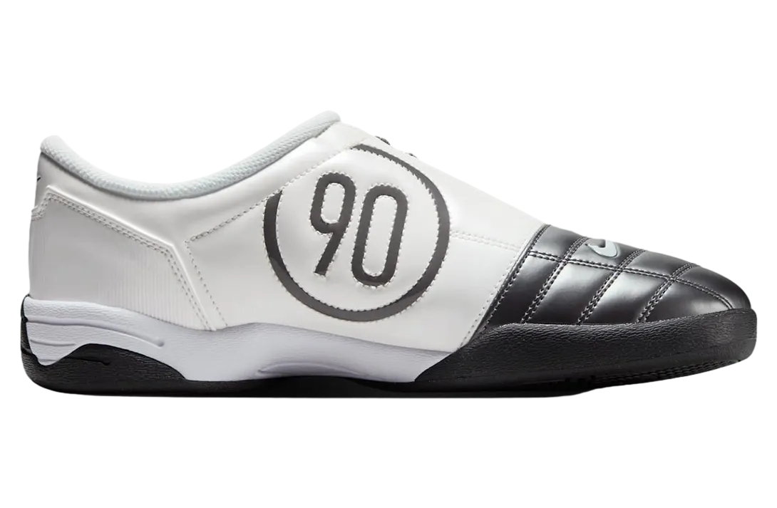 nike total 90 iii light graphite light smoke 1