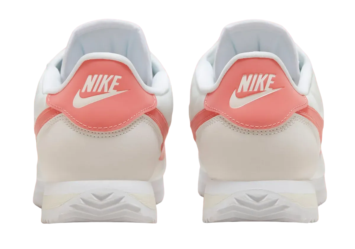 nike wmns cortez sail pink 3