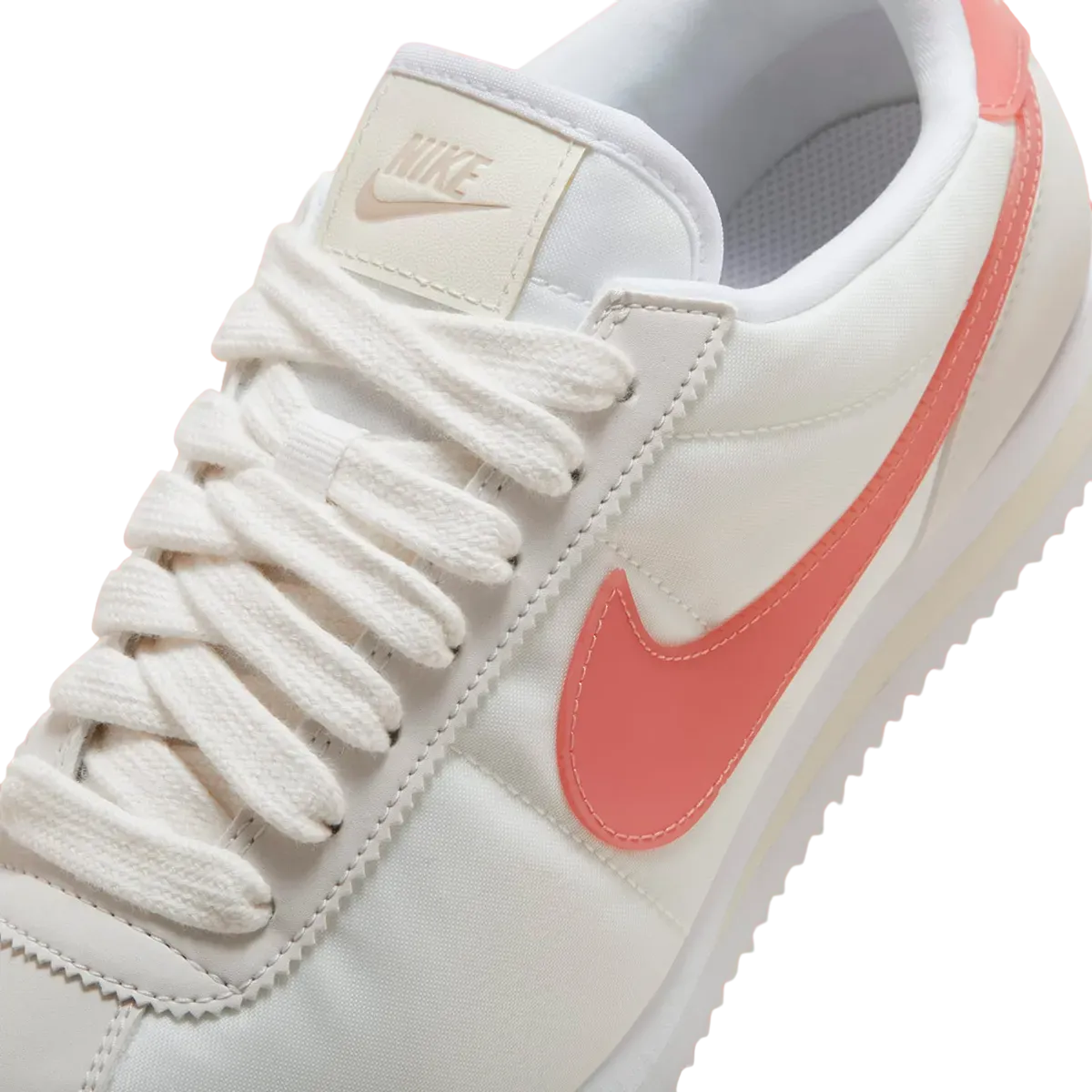 nike wmns cortez sail pink 6