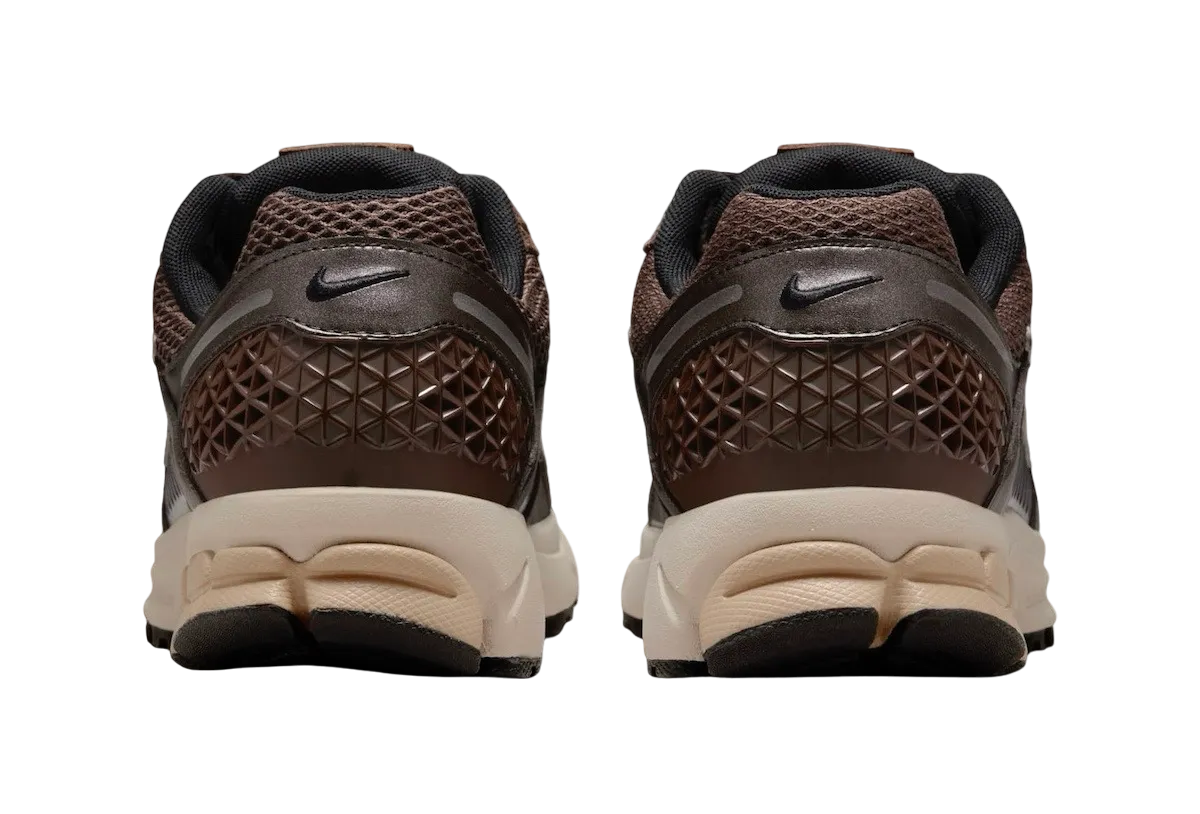 nike wmns zoom vomero 5 baroque brown 3