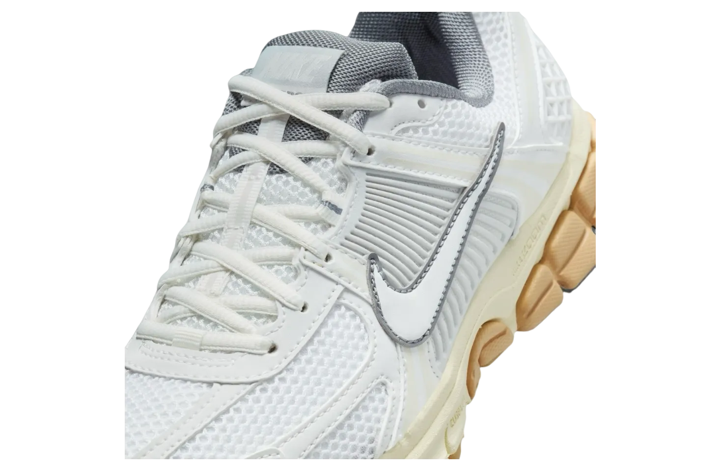 nike wmns zoom vomero 5 summit white pure platinum 5