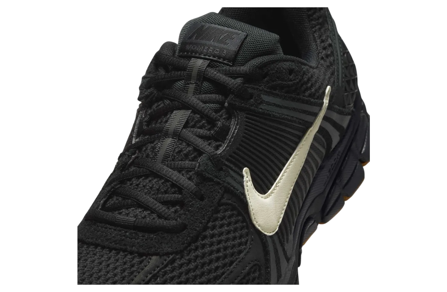 nike zoom vomero 5 black gum black medium gum brown 5