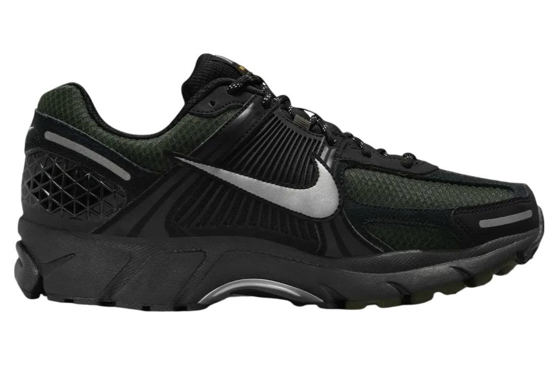 nike zoom vomero 5 black olive 1