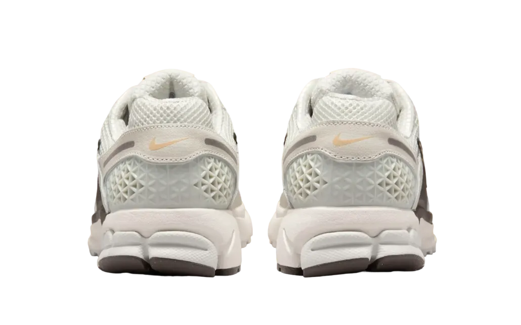 nike zoom vomero 5 light bone ironstone 3