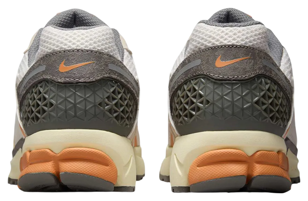 nike zoom vomero 5 phantom copper moon 2