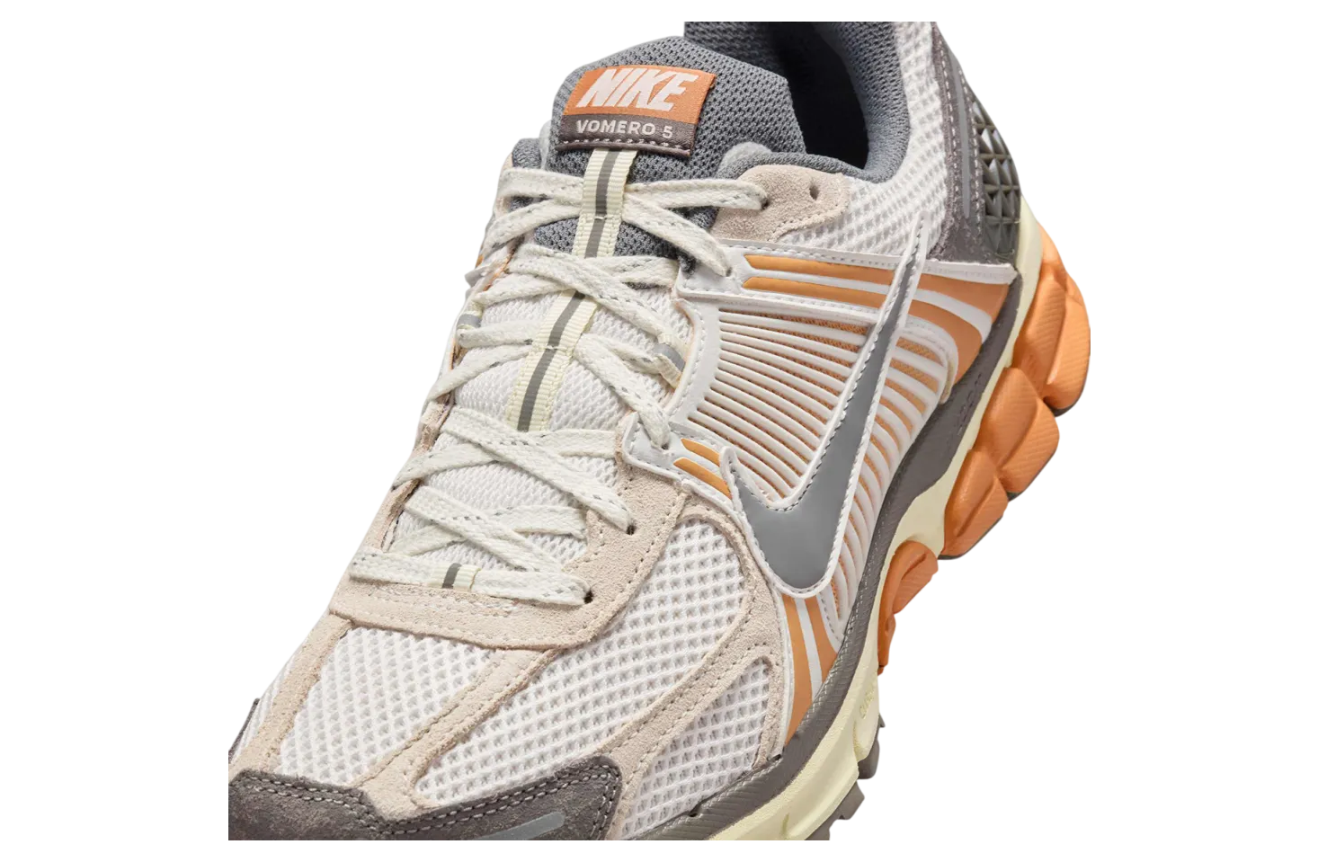 nike zoom vomero 5 phantom copper moon 4