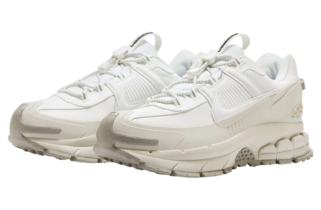 nike zoom vomero 5 roam summit white 0