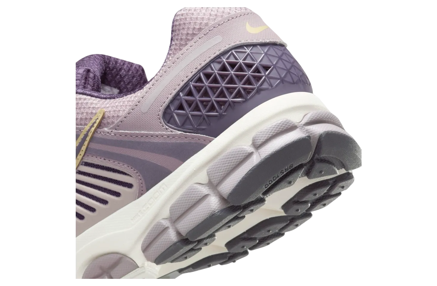 nike zoom vomero 5 wmns platinum violet 6