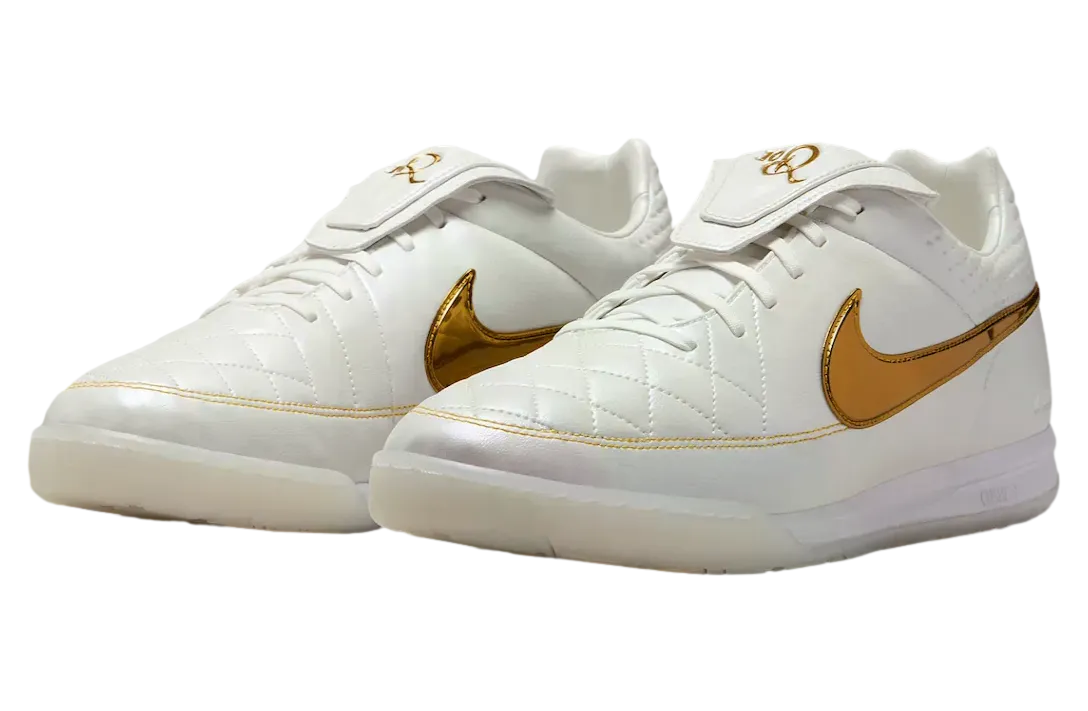 ronaldinho x nike tiempo legend touch of gold 0