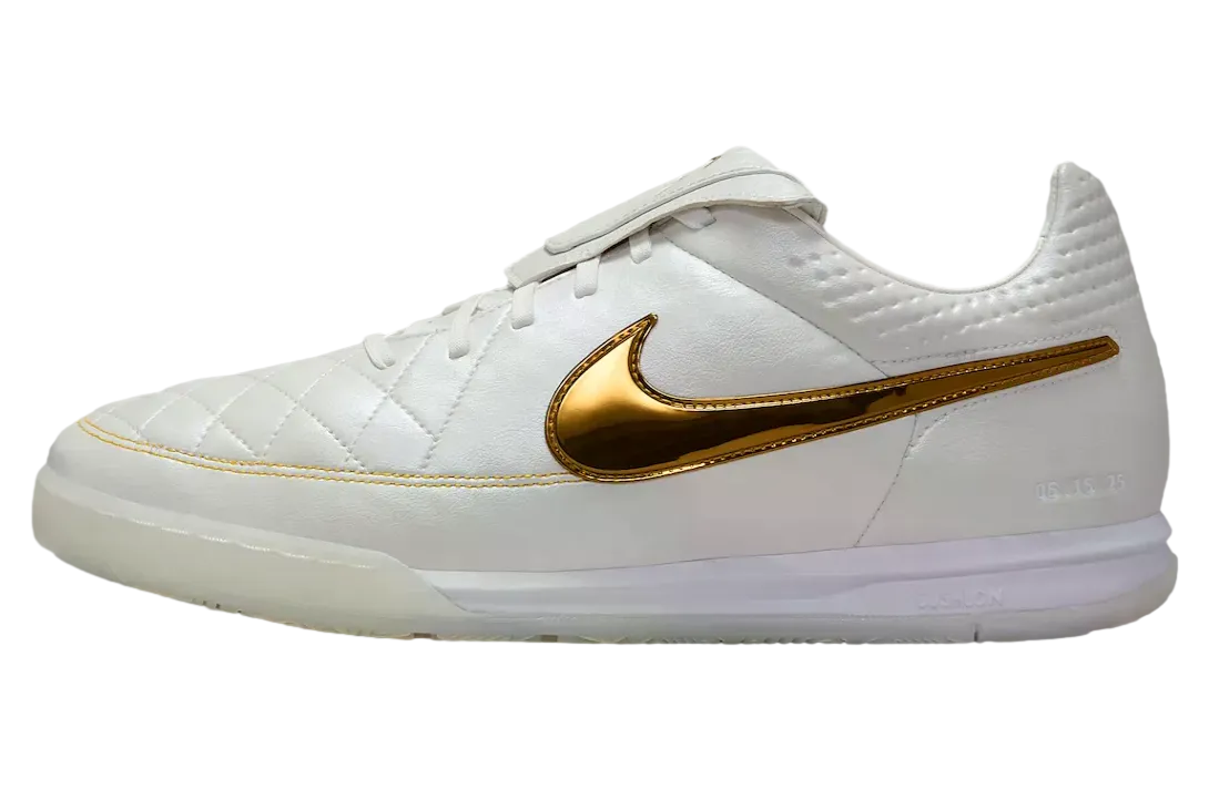 ronaldinho x nike tiempo legend touch of gold