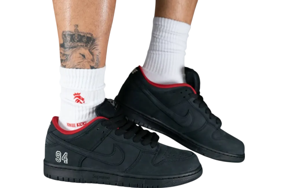 supreme x nike sb dunk low 94 black 2025 3