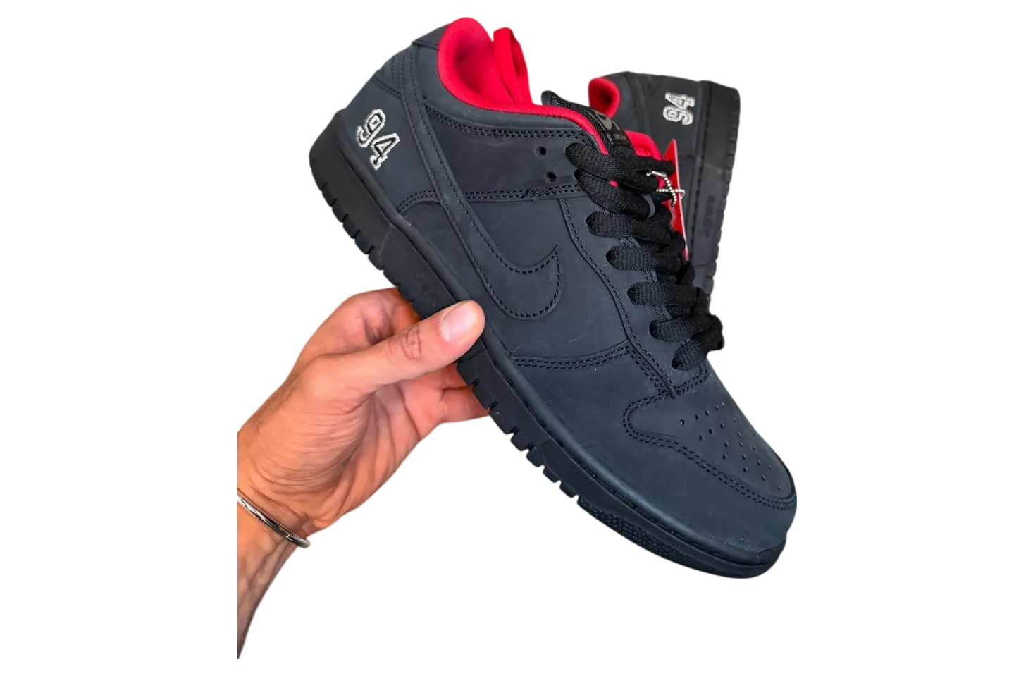 supreme x nike sb dunk low 94 black 2025 7