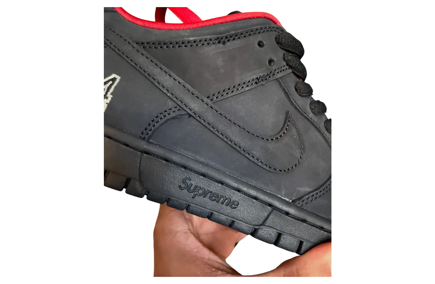 supreme x nike sb dunk low 94 black 2025 9
