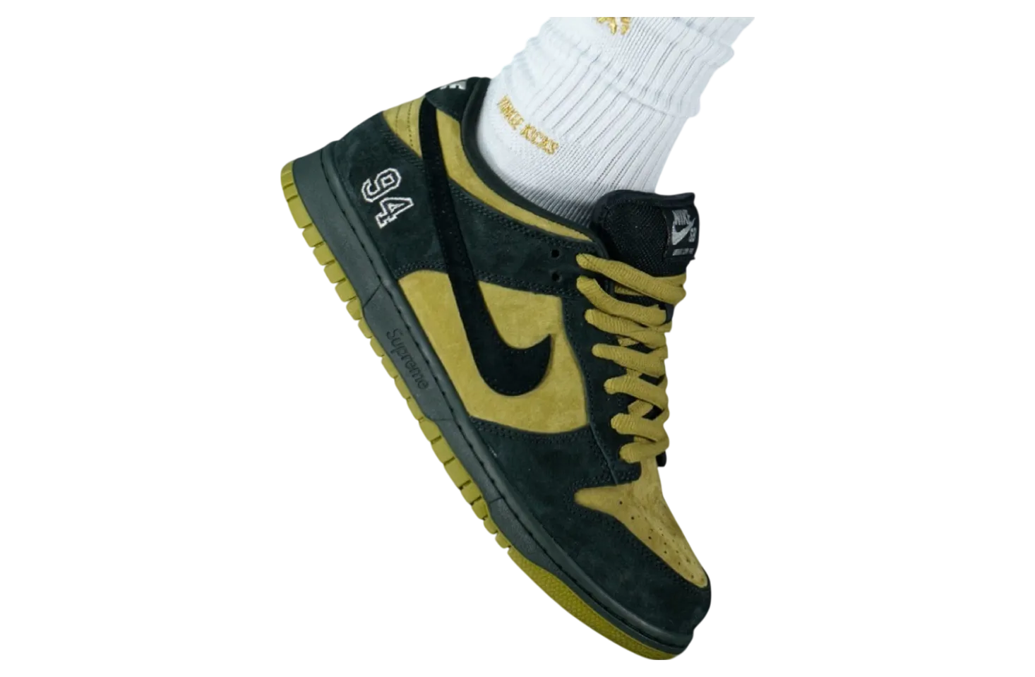 supreme x nike sb dunk low camper green camper green black 0