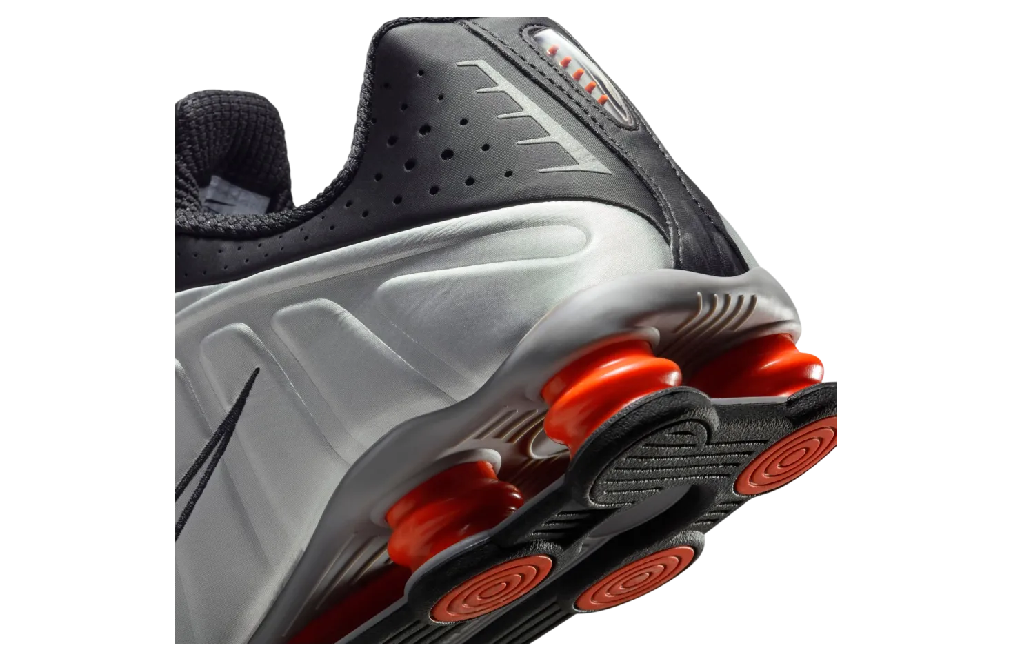 the nike shox r4 metallic silver red 6